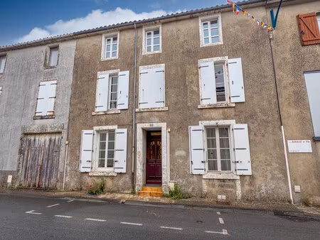 maison à vendre à la châtaigneraie (85120) - vendée
