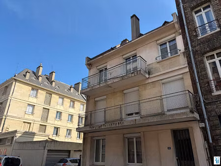 immeuble de rapport - 3 appartements loués - garage  parkings et fort potentiel d'optimisa