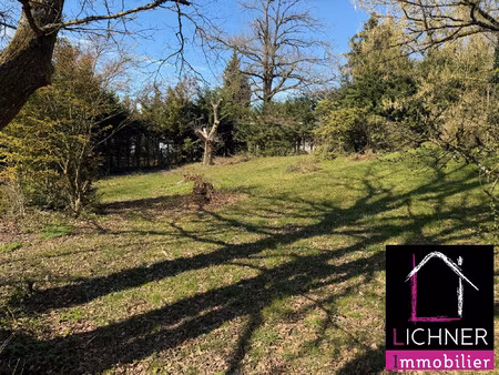 très beau terrain de 1678 m²