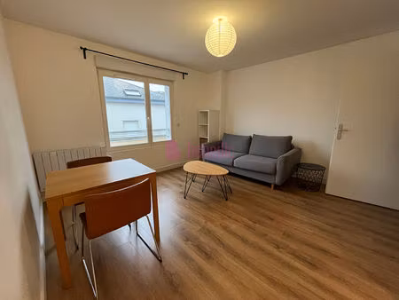 thionville centre - f2 meuble - parking ss/sol - proche gare