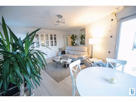 appartement 4 pièce(s)