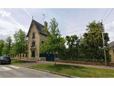 vente maison à verneuil-sur-avre (27130) : à vendre / 436m² verneuil-sur-avre