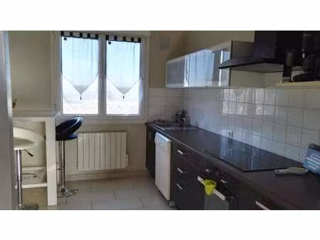 location appartement 3 pièces piscine à loudéac (22600) : à louer 3 pièces piscine / 78m² 