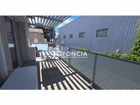 meze centre superbe 4 pieces recent avec terrasse et double garage