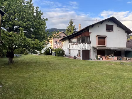 grande maison (5 chambres) à fort potentiel cadre verdoyan