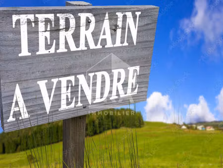 terrain petit couronne 1144 m2