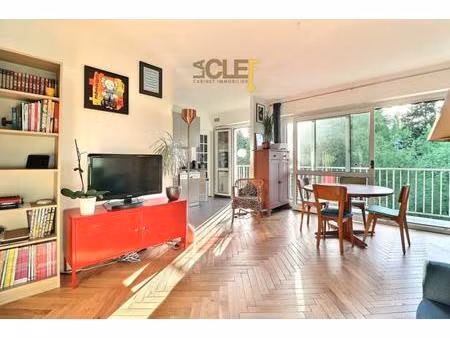 dernier étage - 4 pièces - 80m² - balcon