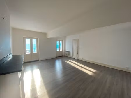 grand t3 atypique quartier les carmes