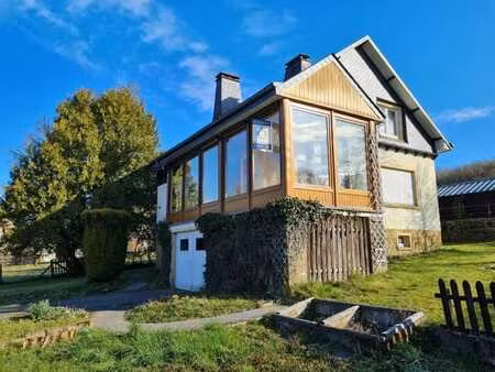 herbeumont : charmante maison avec jardin  3-4 chambres.