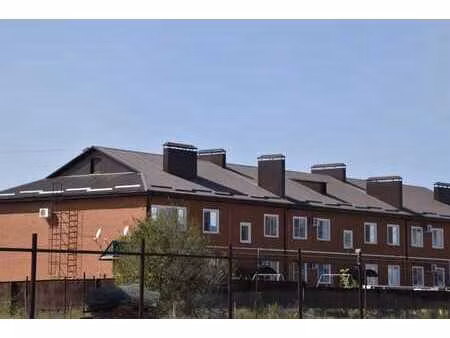 ensemble résidentiel composé de 6 maisons unifamiliales