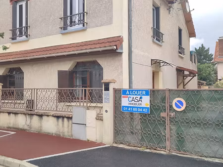 location f2