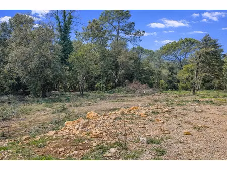 vente terrain 1056 m² à le thoronet (83340)  189 000 €