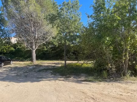 vente terrain 400 m² à rognes (13840)  229 000 €