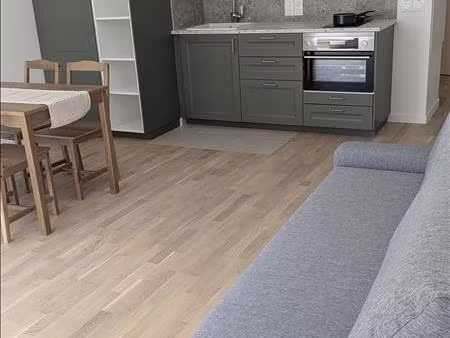 appartement - 3ème étage - 33 m2 - 1 pièce - meublé