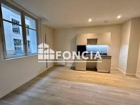 location appartement 2 pièces à nantes (44000) : à louer 2 pièces / 48m² nantes