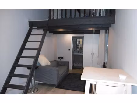 location appartement  m² t-2 à reims  545 €