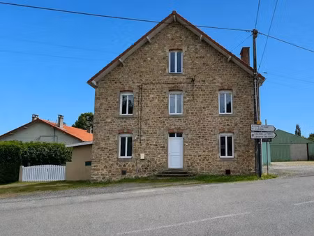 vente immeuble 6 pièces 145.85 m² à saint-priest-sous-aixe (87700)  169 900 €