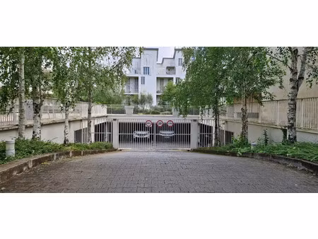 vente parking à bordeaux (33000)  23 000 €