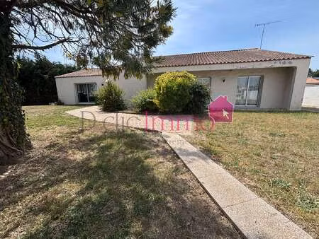 vente maison piscine à saint-christophe-du-ligneron (85670) : à vendre piscine / 159m² sai