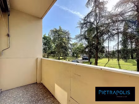 t3 avec balcon - vue parc