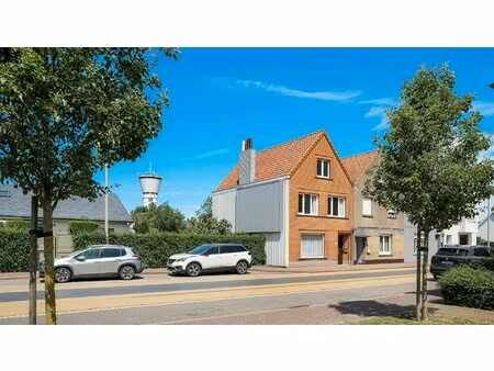 huis met zonnige tuin en garage te koop nabij centrum knokke