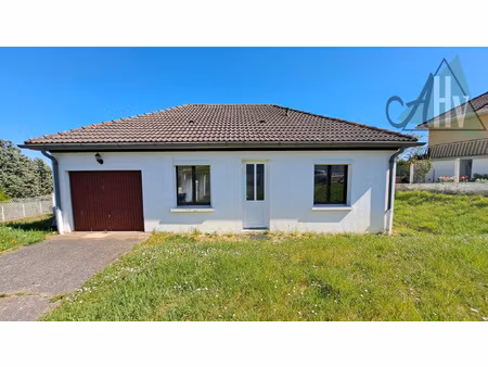 paron - pavillon de 71 m2 avec 2 chambres  garage et jardin.