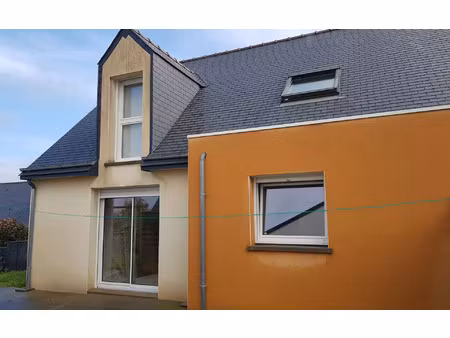 maison ploumagoar 65 m² t-3 à vendre  185 500 €