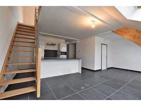 duplex lumineux 3 ch (118m²) - gare de huy - peb