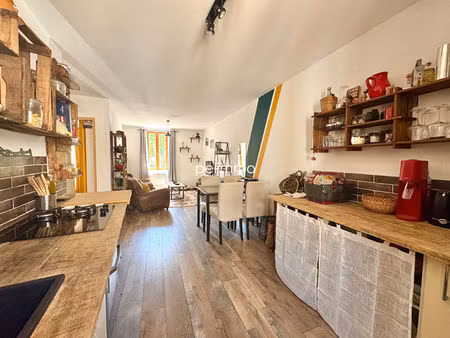 grans - appartement t2 de 42.95 m2
