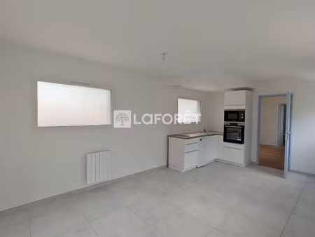 appartement t2 rénové de 34m² les pieds dans l'eau
