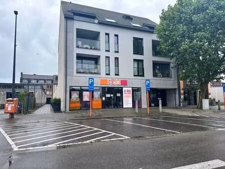 rez-de-chaussée commercial à louer – centre de lanaken