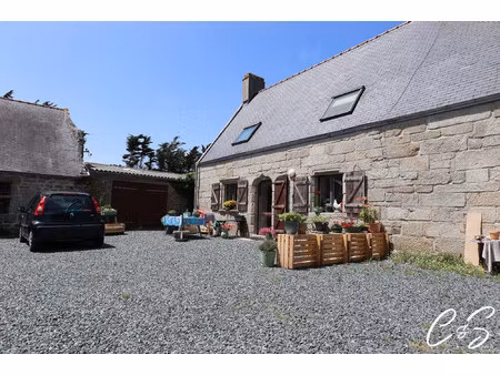 charmante maison en pierre dans un ancien corps de ferme