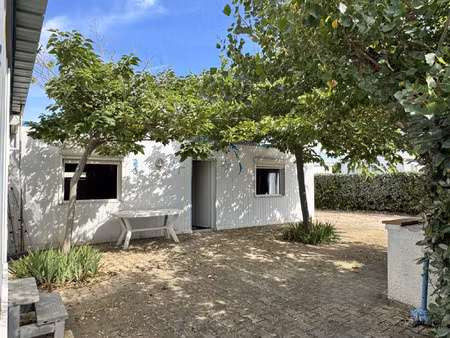 gruissan les ayguades – rare ensemble de 2 parcelles avec 2 mo