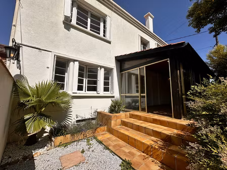 maison de ville - entièrement rénovée - idéal famille - jard