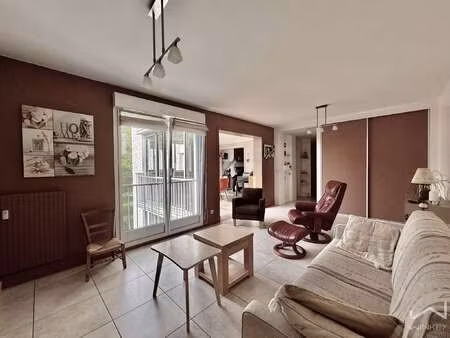 vente appartement 6 pièces et plus à rennes sainte-thérèse (35000) : à vendre 6 pièces et 