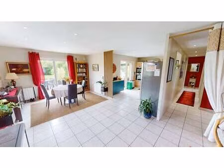 vente maison à esquay-sur-seulles (14400) : à vendre / 148m² esquay-sur-seulles