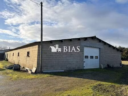 vente bureaux et commerces à beaumont-le-roger (27170) : à vendre / 1620m² beaumont-le-rog