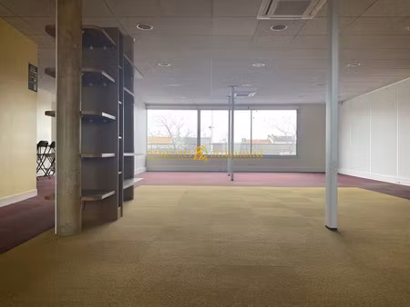location locaux professionnels 0 pièces 300 m² à angouleme (16000)  3 000 €