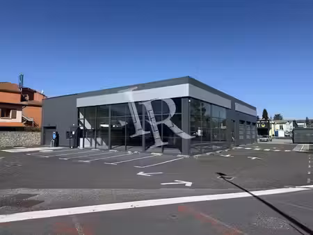 location locaux professionnels 0 pièces 600 m² à brives-charensac (43700)  nan €