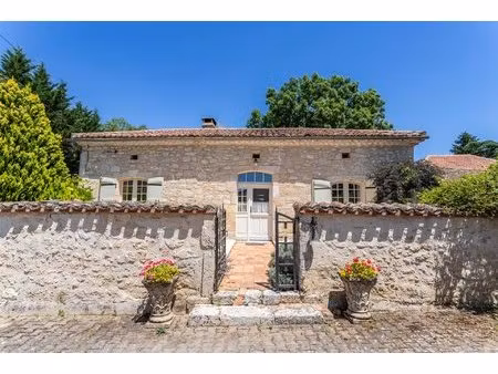 maison de campagne avec piscine - propriété de campagne fantastique et avantageuse