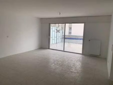 vente programme neuf appartement à challans (85300) : à vendre appartement / 79m² challans