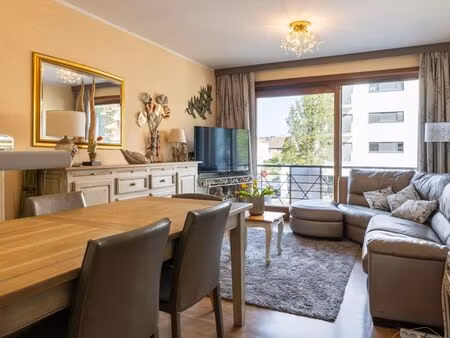appartement à louer à koksijde € 750 (loz7e) - era servimo (koksijde) | zimmo