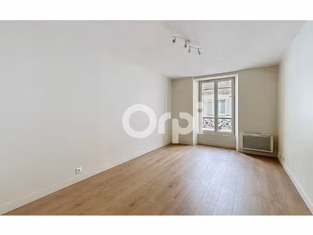 location appartement  m² t-1 à longjumeau  600 €