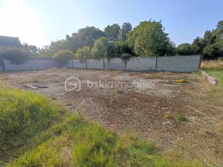 lotissement de 715 m² à janvilliers