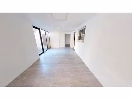 t2 avec terrasse emplacement premium