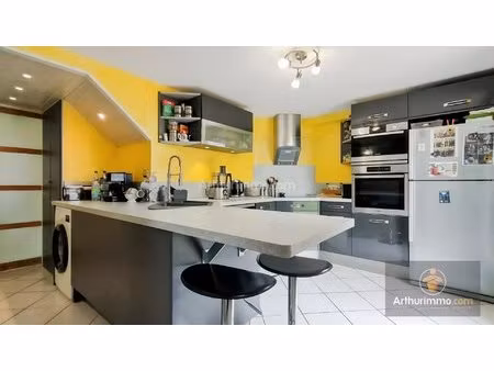 arthurimmo.com. maison 3/4 chambres en excellent etat.