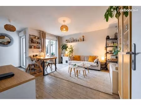 appartement 3 pièces 54 m²