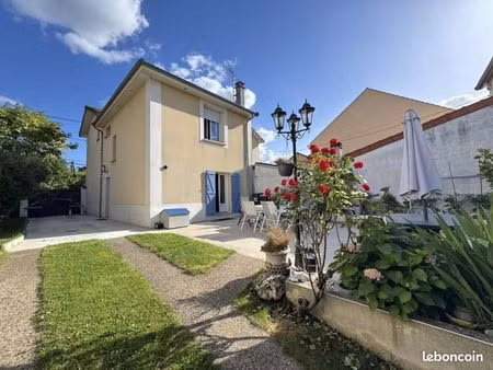 pavillon 6 pièces 133 m²