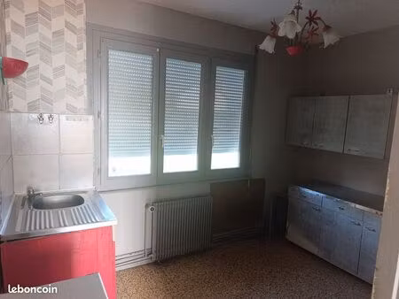 maison de 60m2 proche centre commercial
