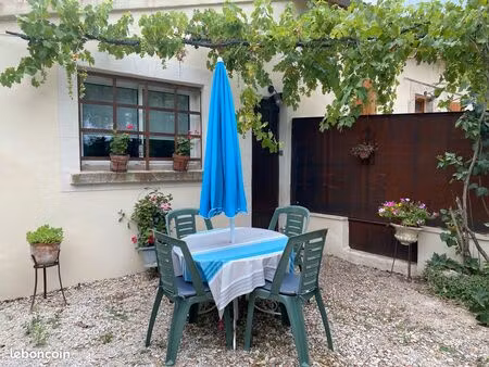 2 pièces meublées avignon
